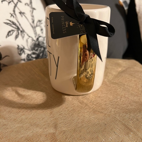 💕🌼 Rae Dunn Disney collection “True Beauty” bell - Picture 4 of 6